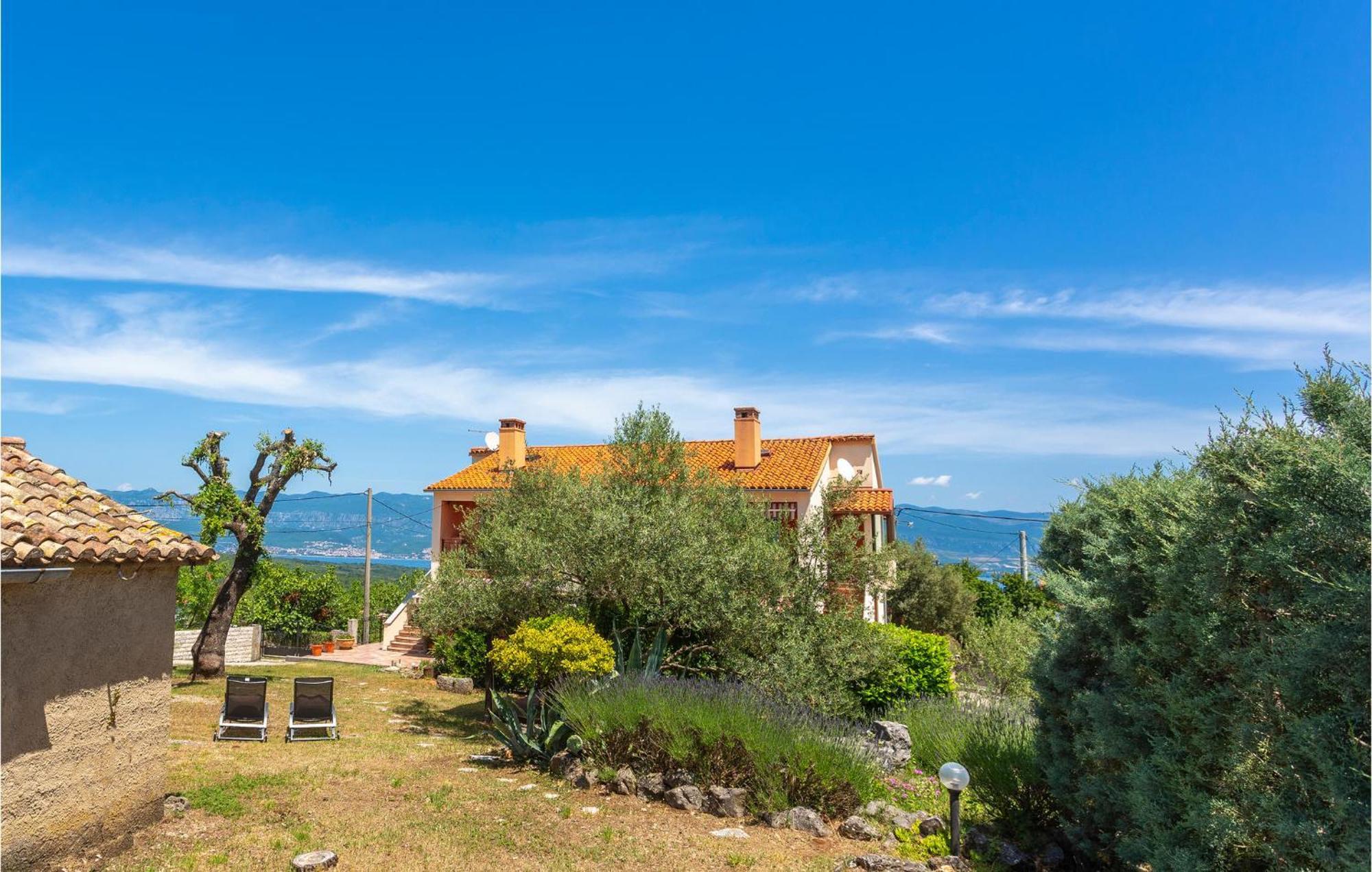 Nice Home In Risika With House Sea View Eksteriør bilde